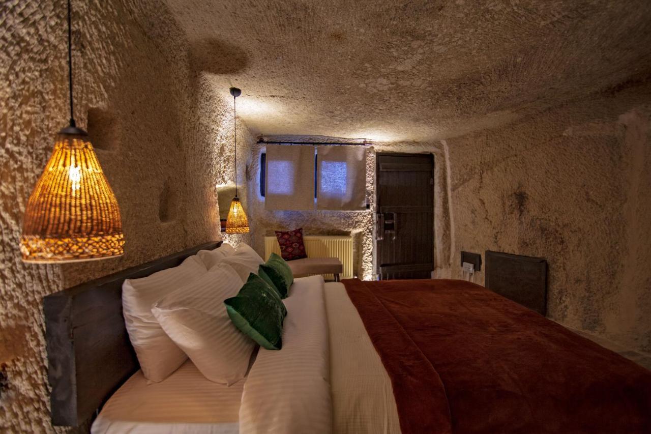 Sato Cave Hotel Goreme Bagian luar foto