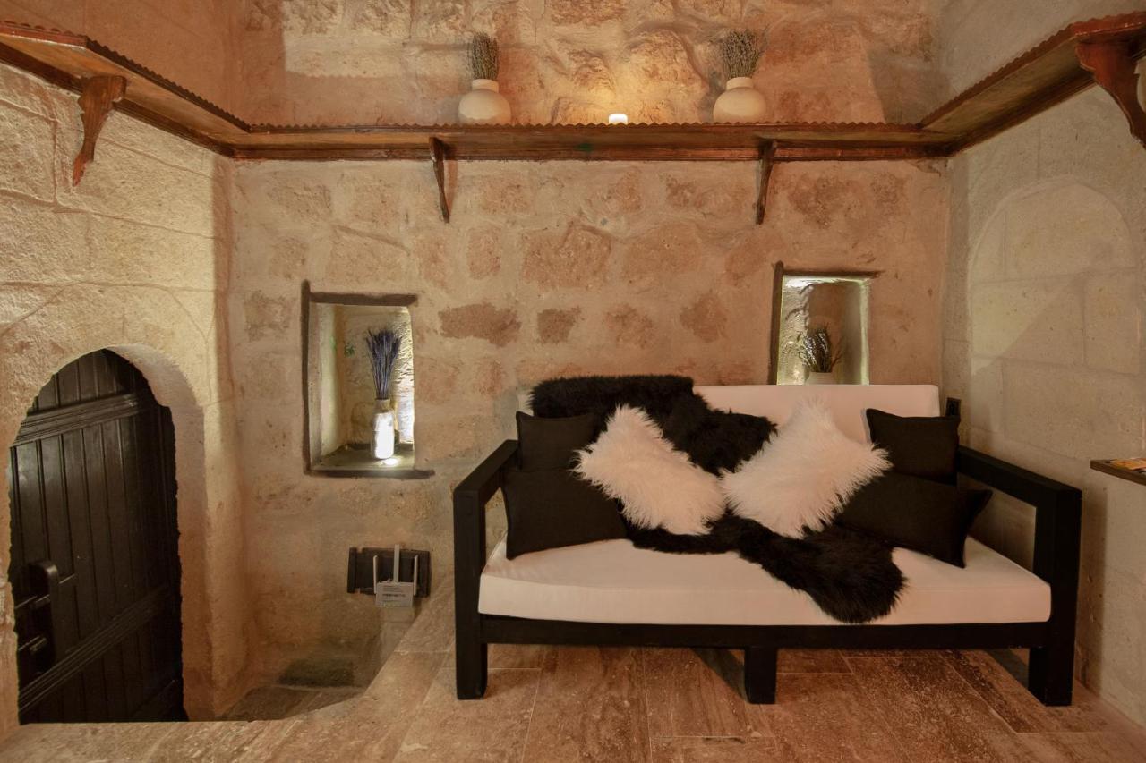 Sato Cave Hotel Goreme Bagian luar foto
