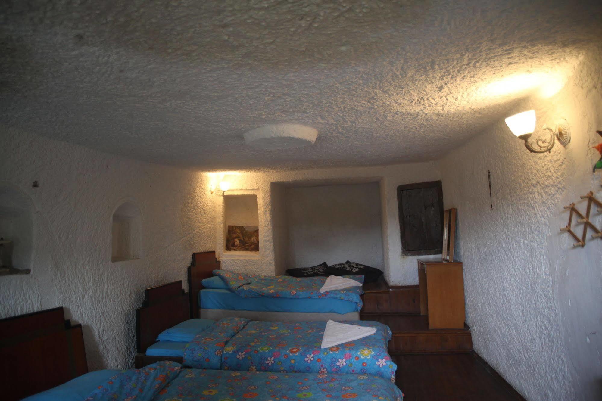 Sato Cave Hotel Goreme Bagian luar foto